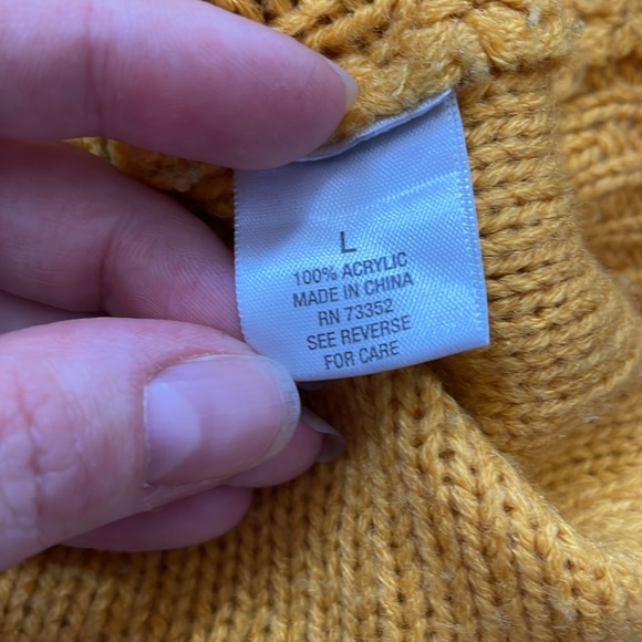 Dress Barn, Mustard Yellow tunic sweater, 3/4 sleeves, zipper detail, size L - Picture 4 of 7